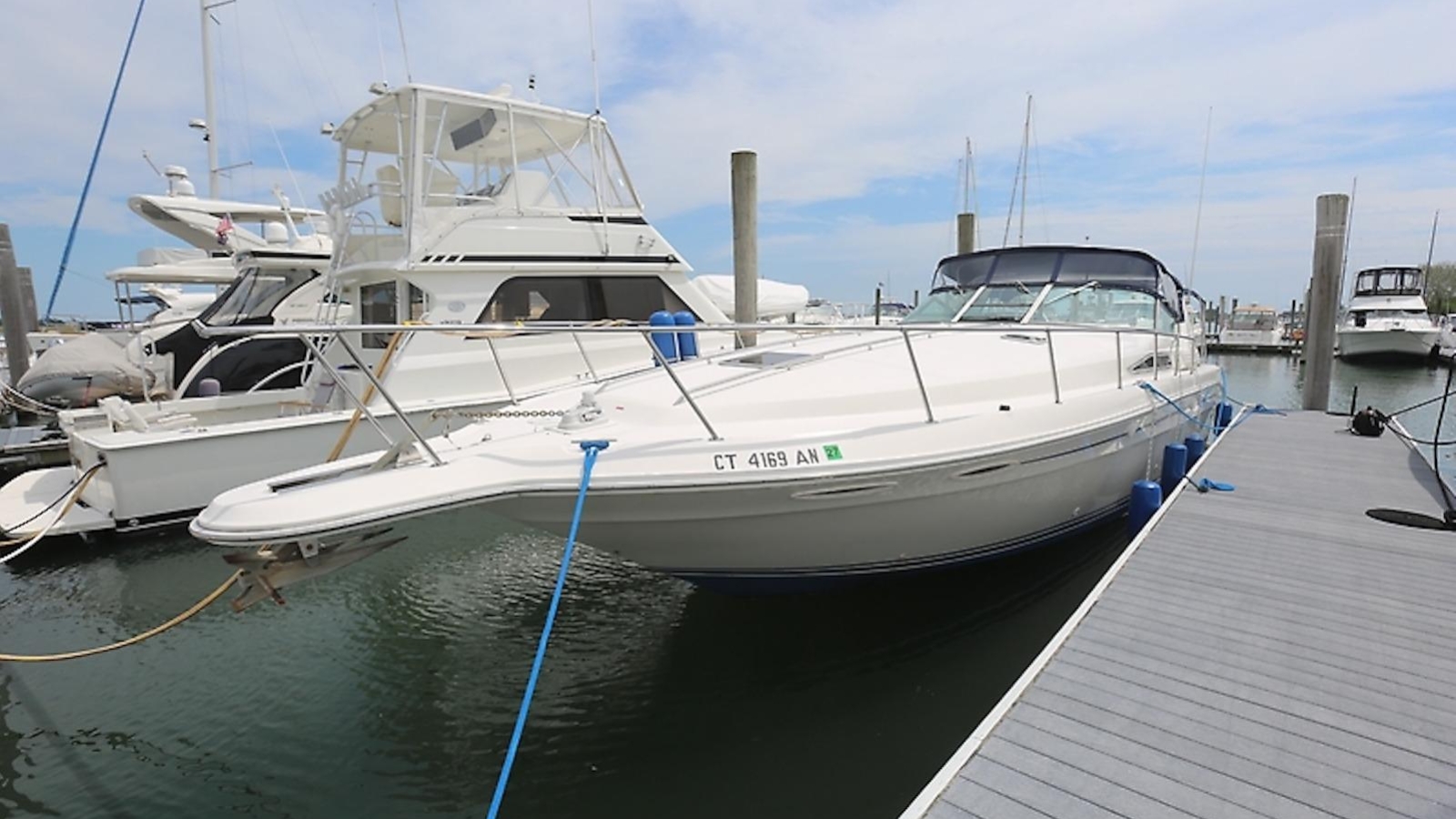 1992-sea-ray-400-express-cruiser-power-10228250-20260622130434010-1.jpg