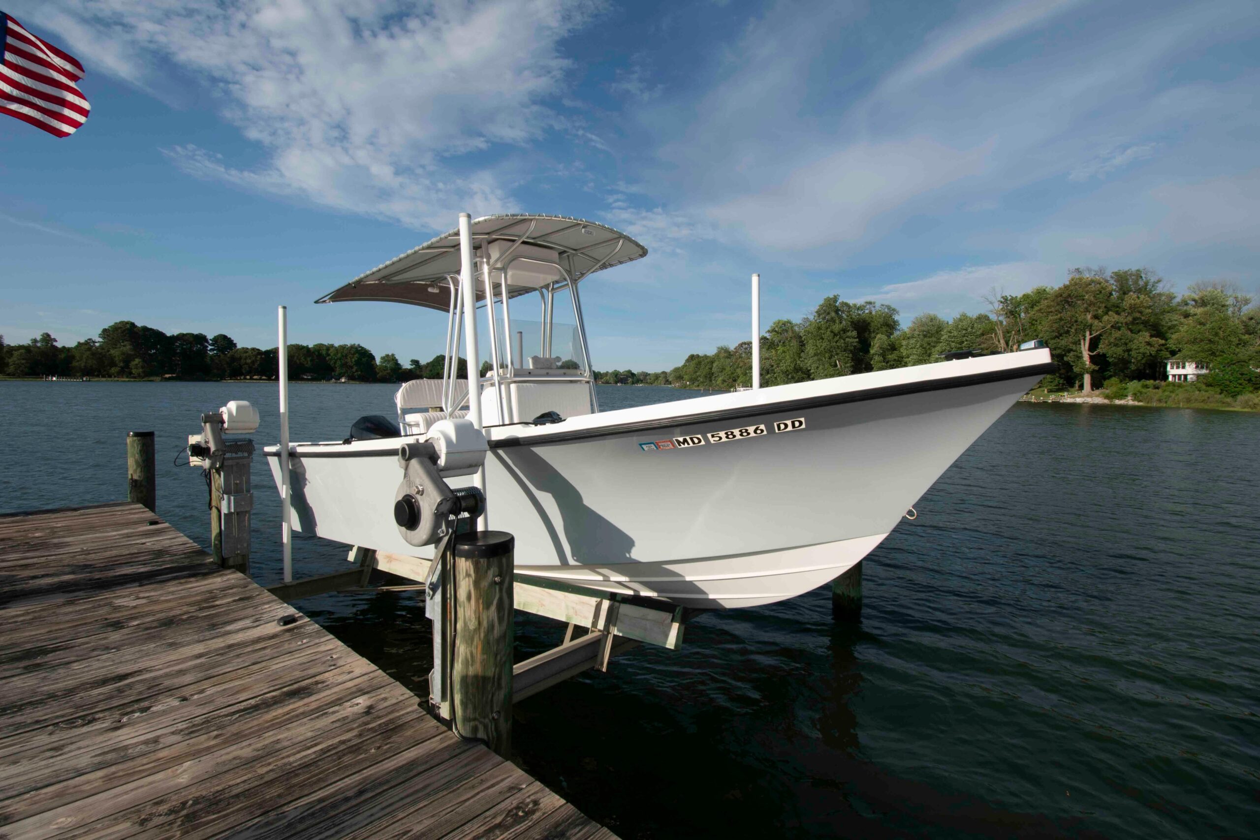 1996 Parker 2100 Center Console