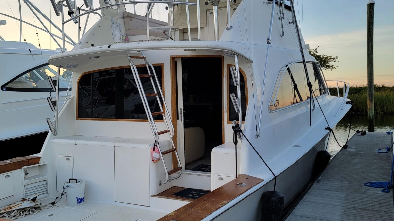 1997-ocean-yachts-53-super-sport-power-9549601-20240916100650452-1_XLARGE.jpg