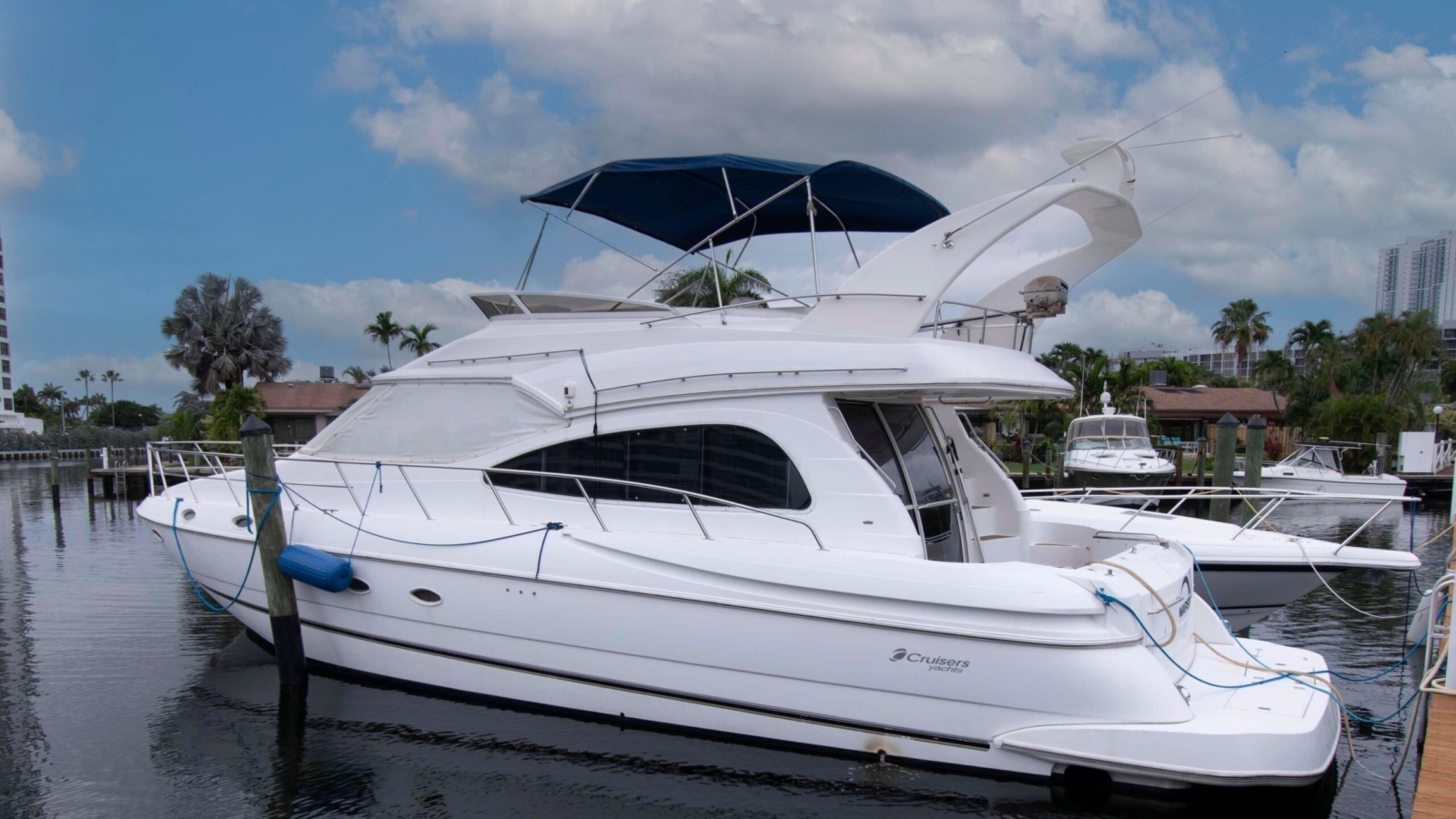 2000-cruisers-yachts-5000-sedan-sport-power-10129079-20260603170223809-2.jpg