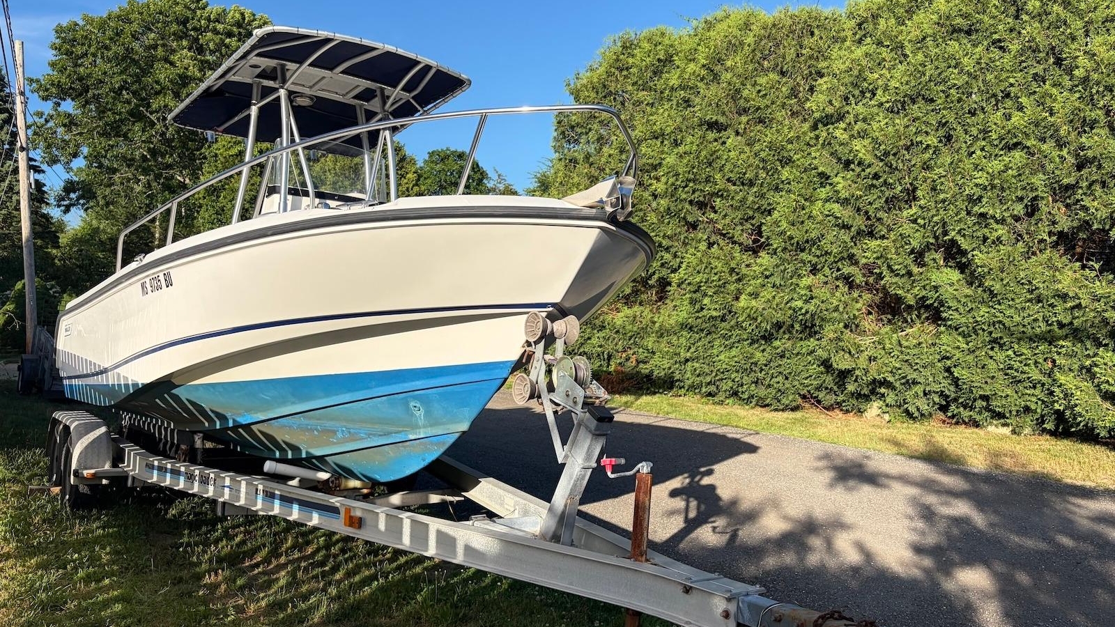 2005-boston-whaler-210-outrage-power-10220365-20260617092505785-4.jpg