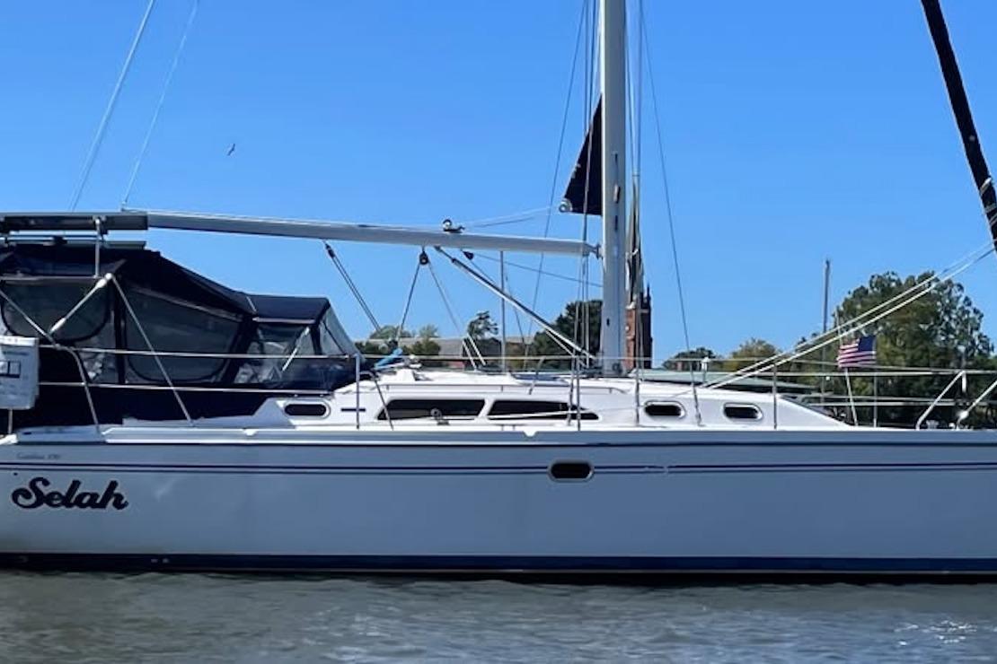 2005 Catalina 350