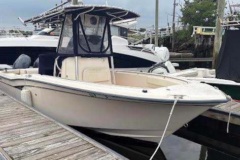2006 Grady-White Advance 257