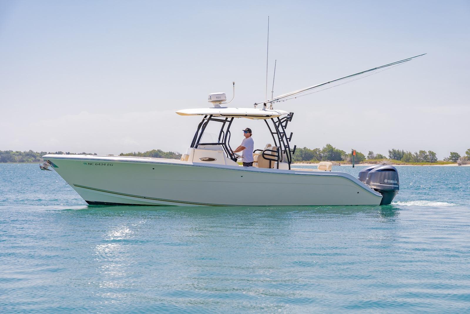 2015 Cobia 296 Center Console