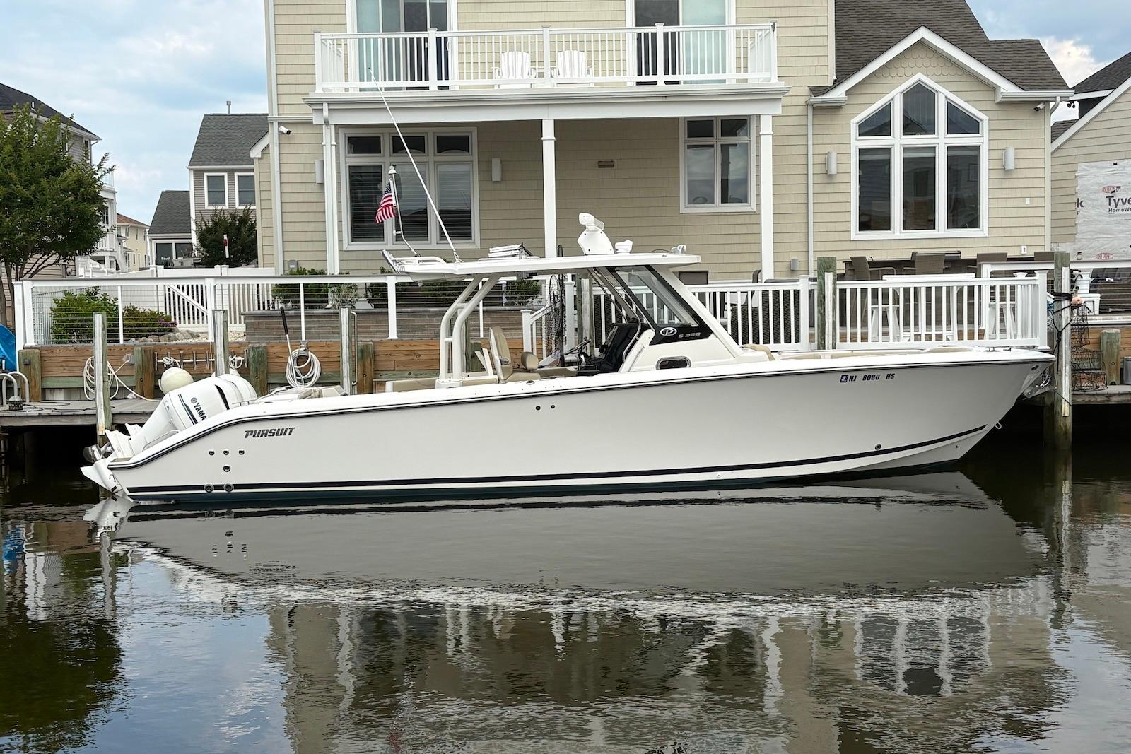 2017 Pursuit S 328 Sport
