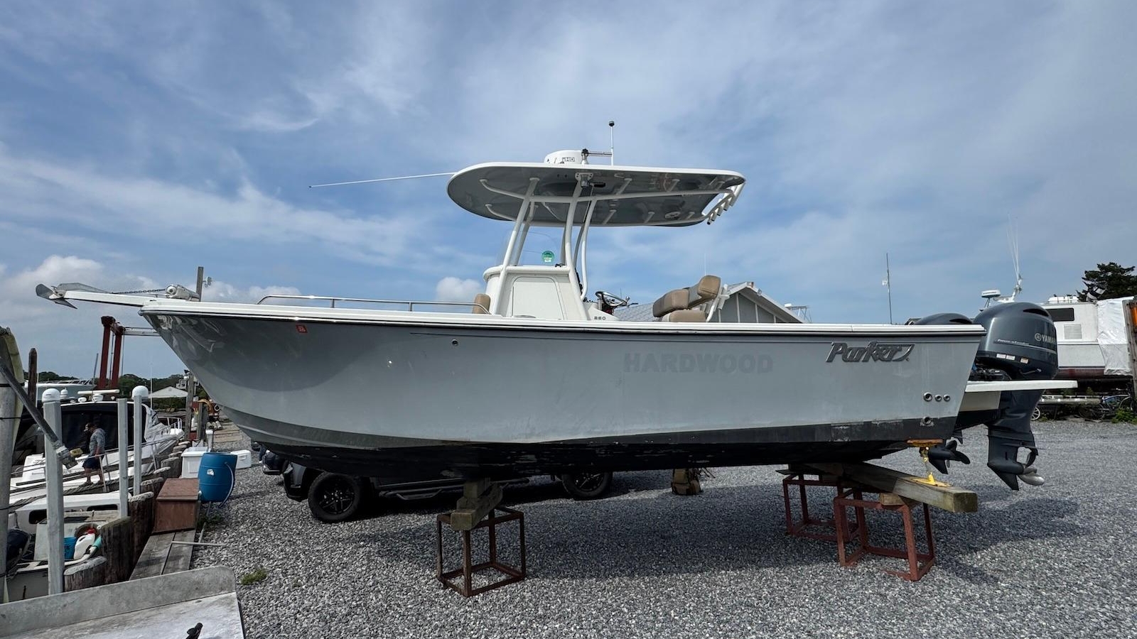 2019-parker-2501-center-console-power-10136174-20260628034411462-4.jpg