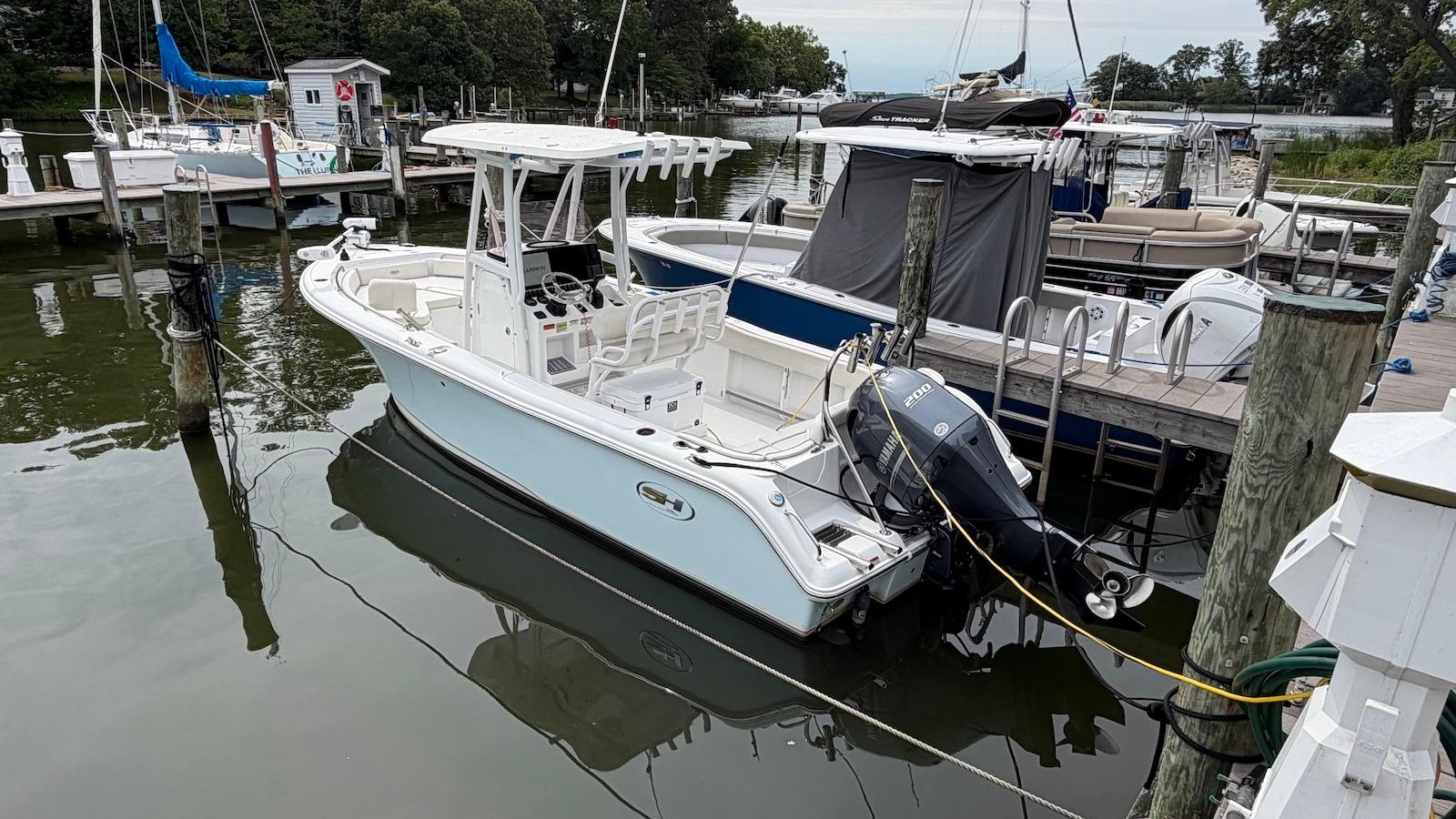 2023-sea-hunt-ultra-234-power-10230775-20260624113938483-1.jpg
