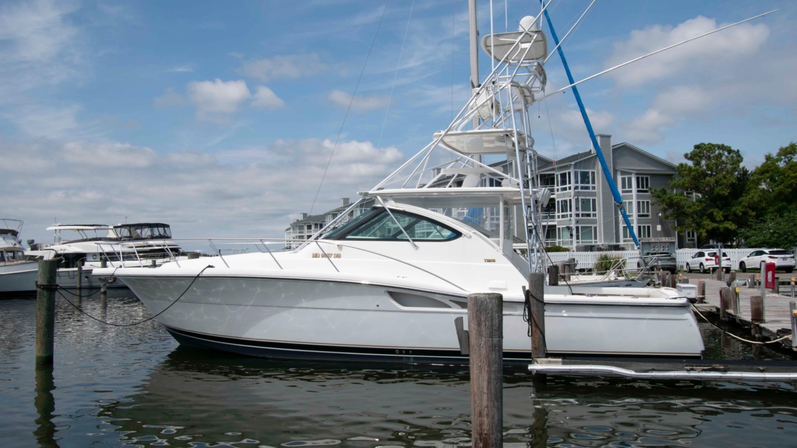 2004-tiara-yachts-4100-open-power-10243142-20260708093033648-3.jpg