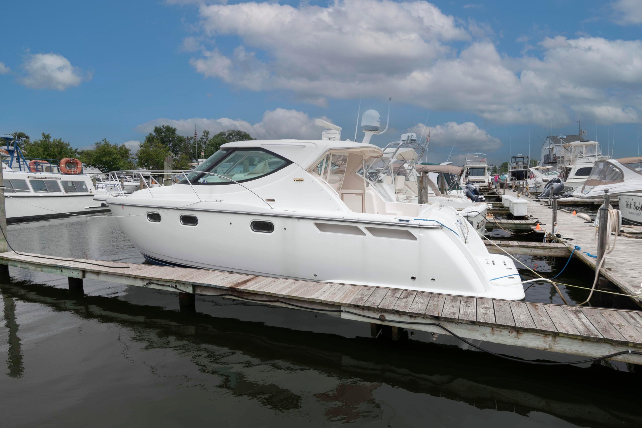 2008 Tiara Yachts 3500 Sovran