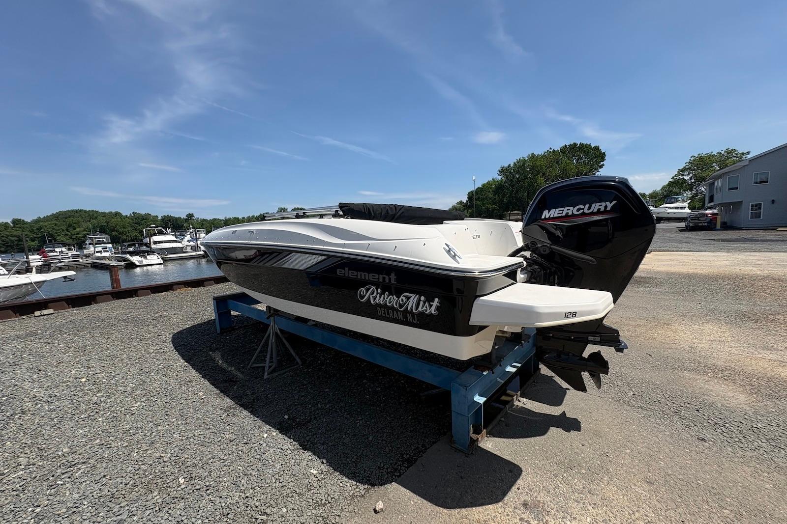 2023 Bayliner Element E18